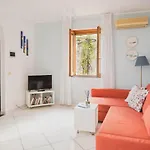 Casa With Terrace & Garden Σπίτι διακοπών