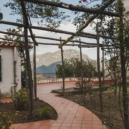 Casa With Terrace & Garden *